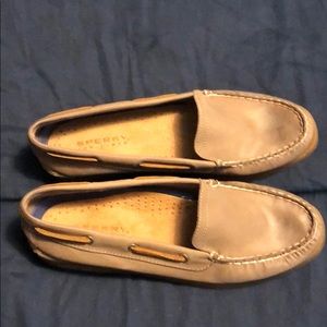 Sperry top-spider. Griege color (grayish biege)